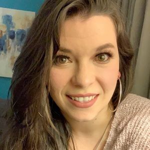 Meet your Posher, Kelsey